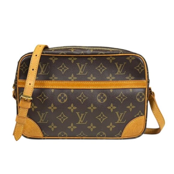 LOUIS VUITTON Brown Monogram Canvas Shoulder Bag - Picture 1 of 15